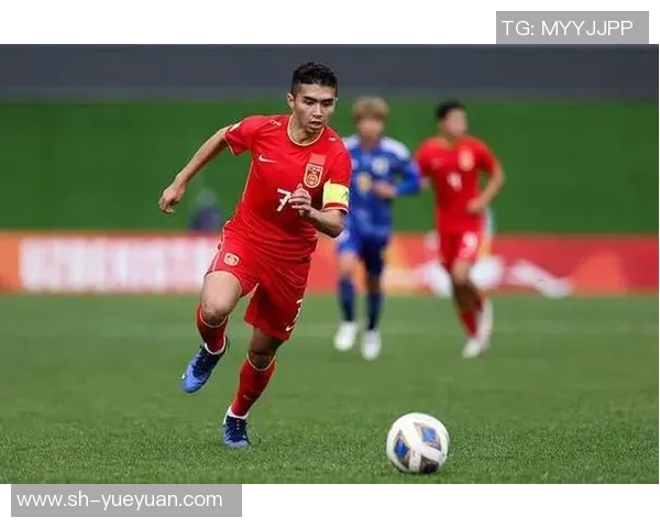 2025年世界十大足球新秀球星崛起 潜力无限的未来之星